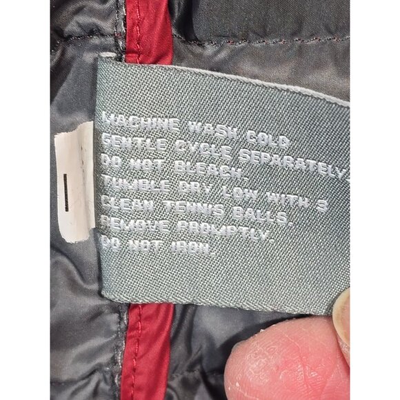 Michael Kors Down Puffer Vest Lightweight Full Zip Pockets Festive Burgundy Sz M - Picture 11 of 15